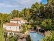 Maison avec piscine et terrasse