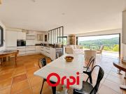 Maison avec piscine et terrasse