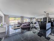 Maison avec piscine et jardin