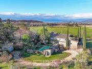 Maison avec piscine et terrasse