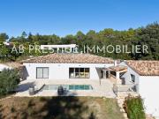 Maison avec piscine et terrasse