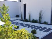 Maison avec piscine et terrasse