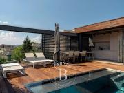 Maison avec piscine et terrasse