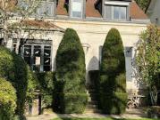 Maison avec piscine et jardin