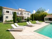 Maison avec piscine et terrasse