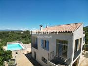 Maison avec piscine et terrasse