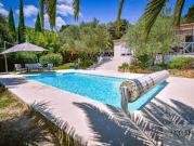 Maison avec piscine et terrasse