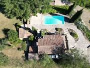 Maison avec piscine et terrasse