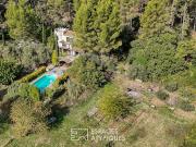 Maison avec piscine et terrasse