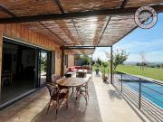 Maison avec piscine et terrasse