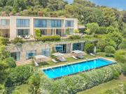 Maison avec piscine et terrasse