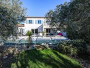 Maison avec piscine et terrasse