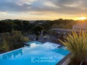 Maison avec piscine et terrasse
