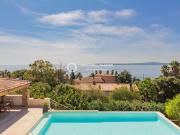 Maison avec piscine et terrasse