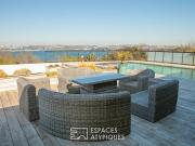 Maison avec piscine et terrasse