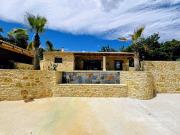 Maison avec piscine et terrasse