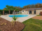 Maison avec piscine et terrasse