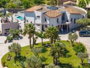 Maison avec piscine et terrasse