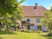 Maison avec piscine et terrasse