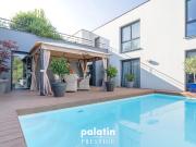 Maison avec piscine et terrasse