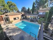 Maison avec piscine et terrasse