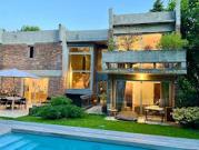 Maison avec piscine et terrasse
