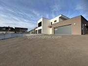 Maison avec piscine et terrasse