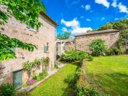 Maison avec piscine et terrasse
