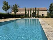 Maison avec piscine et terrasse