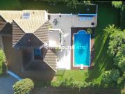 Maison avec piscine et terrasse