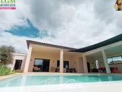 Maison avec piscine et terrasse