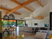 Maison avec piscine et terrasse