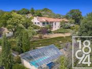 Maison avec piscine et terrasse