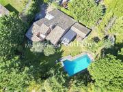 Maison avec piscine et terrasse