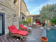 Maison avec piscine et terrasse
