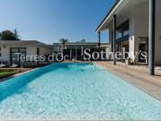 Maison avec piscine et terrasse