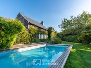 Maison avec piscine et terrasse