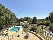 Maison avec piscine et terrasse