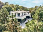 Maison avec piscine et terrasse