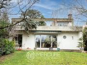 Maison avec piscine et terrasse