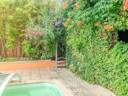 Maison avec piscine et terrasse