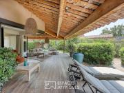 Maison avec piscine et terrasse