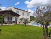 Maison avec piscine et terrasse