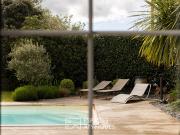 Maison avec piscine et terrasse