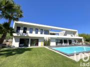 Maison avec piscine et terrasse