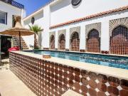 Maison avec piscine et terrasse