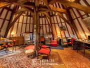 Maison avec piscine et terrasse