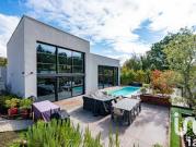 Maison avec piscine et terrasse