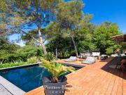 Maison avec piscine et terrasse