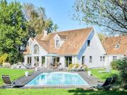 Maison avec piscine et terrasse